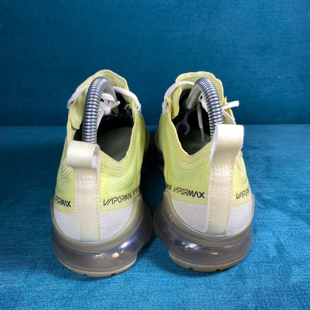 ❌SOLD❌Size 7 - Women’s Nike Air Vapormax Luminous Green shoes - Picture 2 of 9